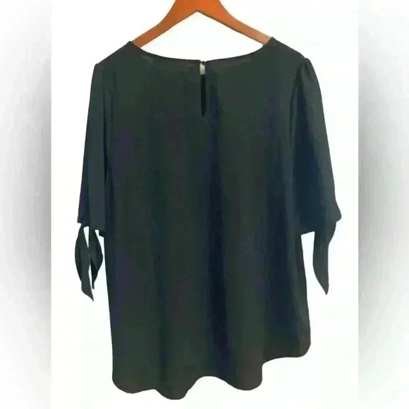 Adyson Parker black lightweight blouse. - Picture 2 of 10